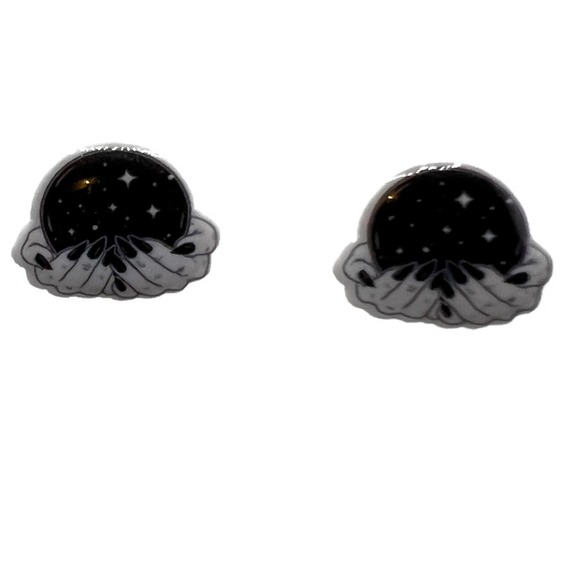 Night Goddess, tarot, hands and stars stud earrings. Small. - Picture 3 of 12